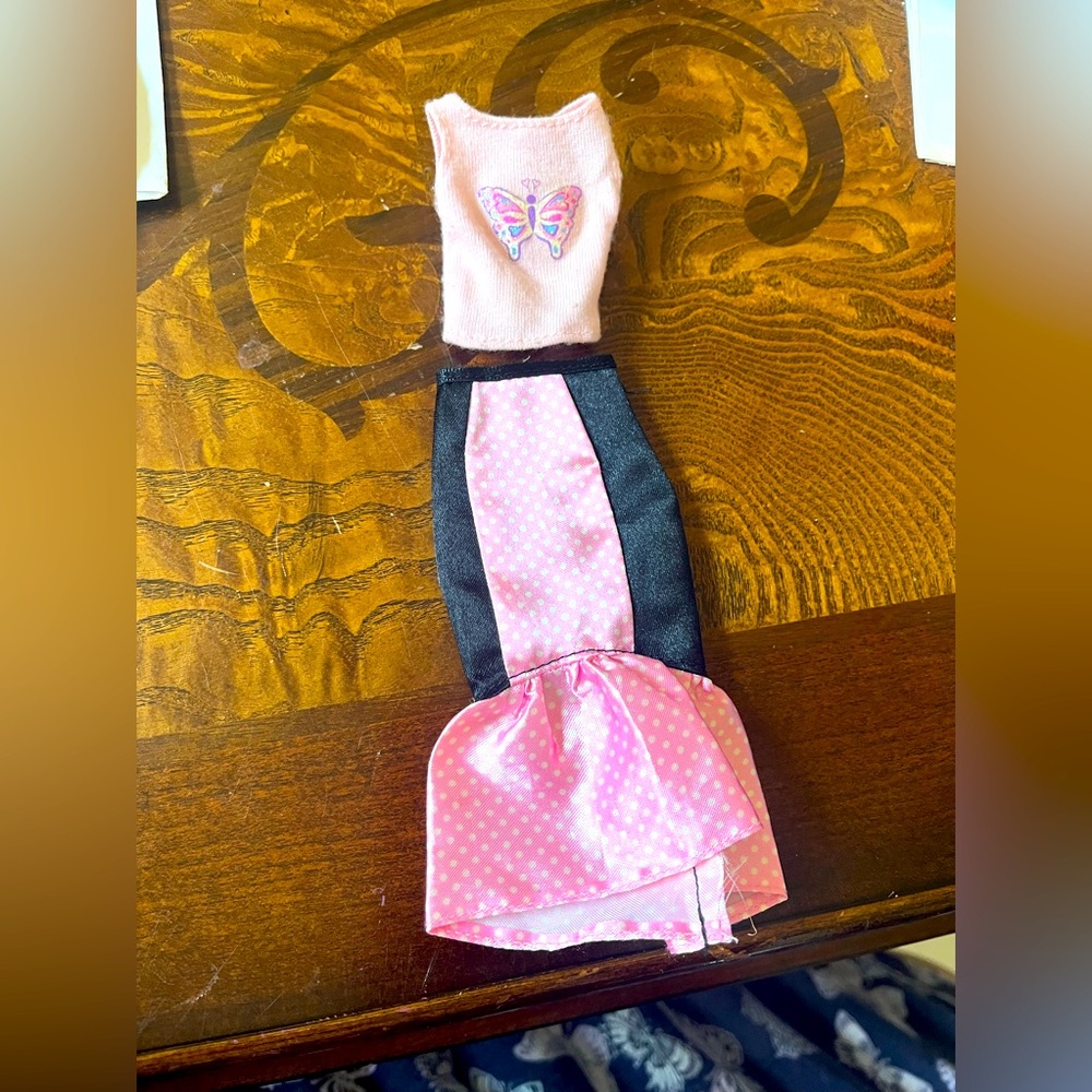 Barbie vintage pencil skirt, and butterfly shirt. This cute outfit